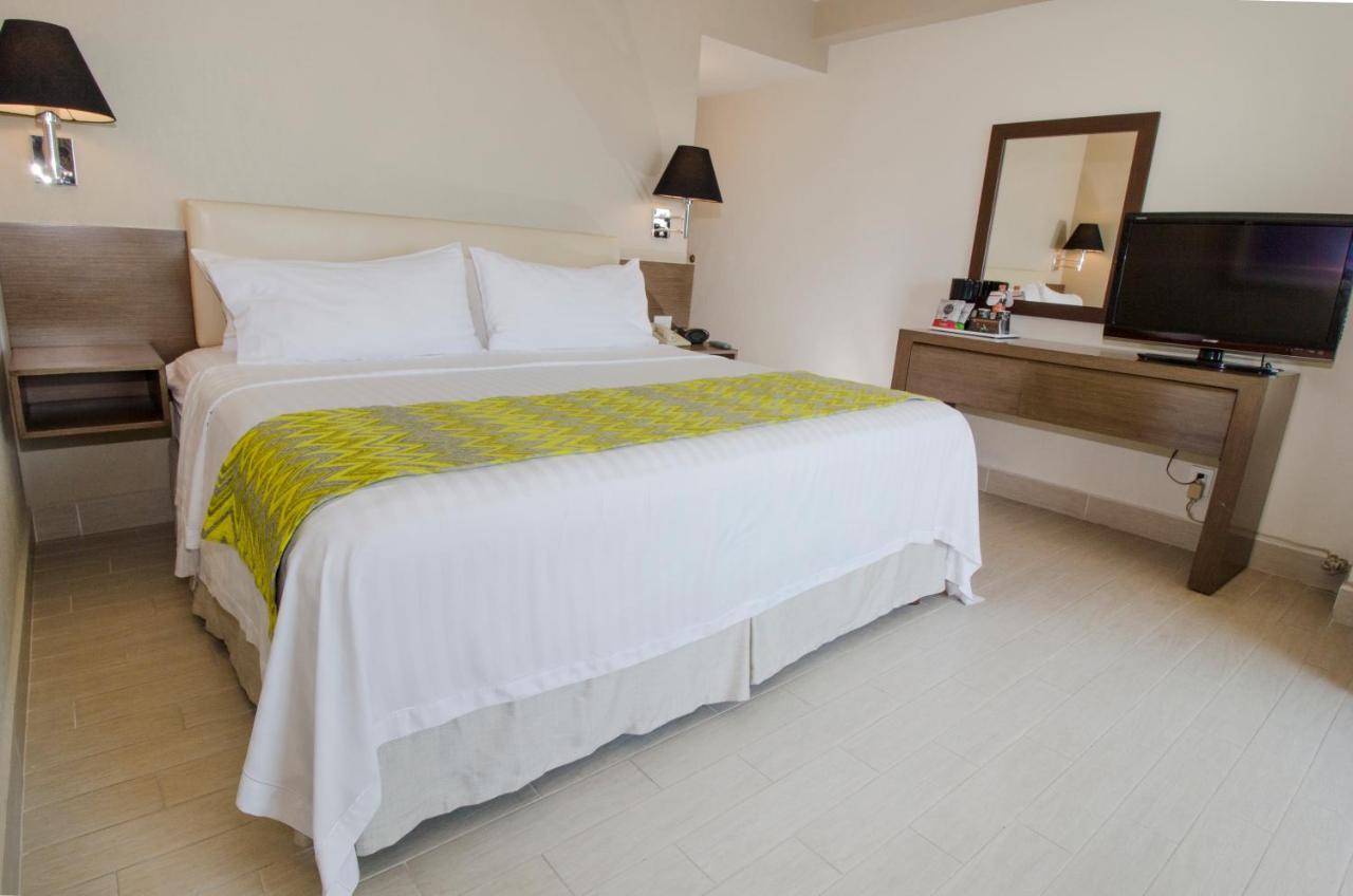 Holiday Inn Puebla La Noria By Ihg Экстерьер фото
