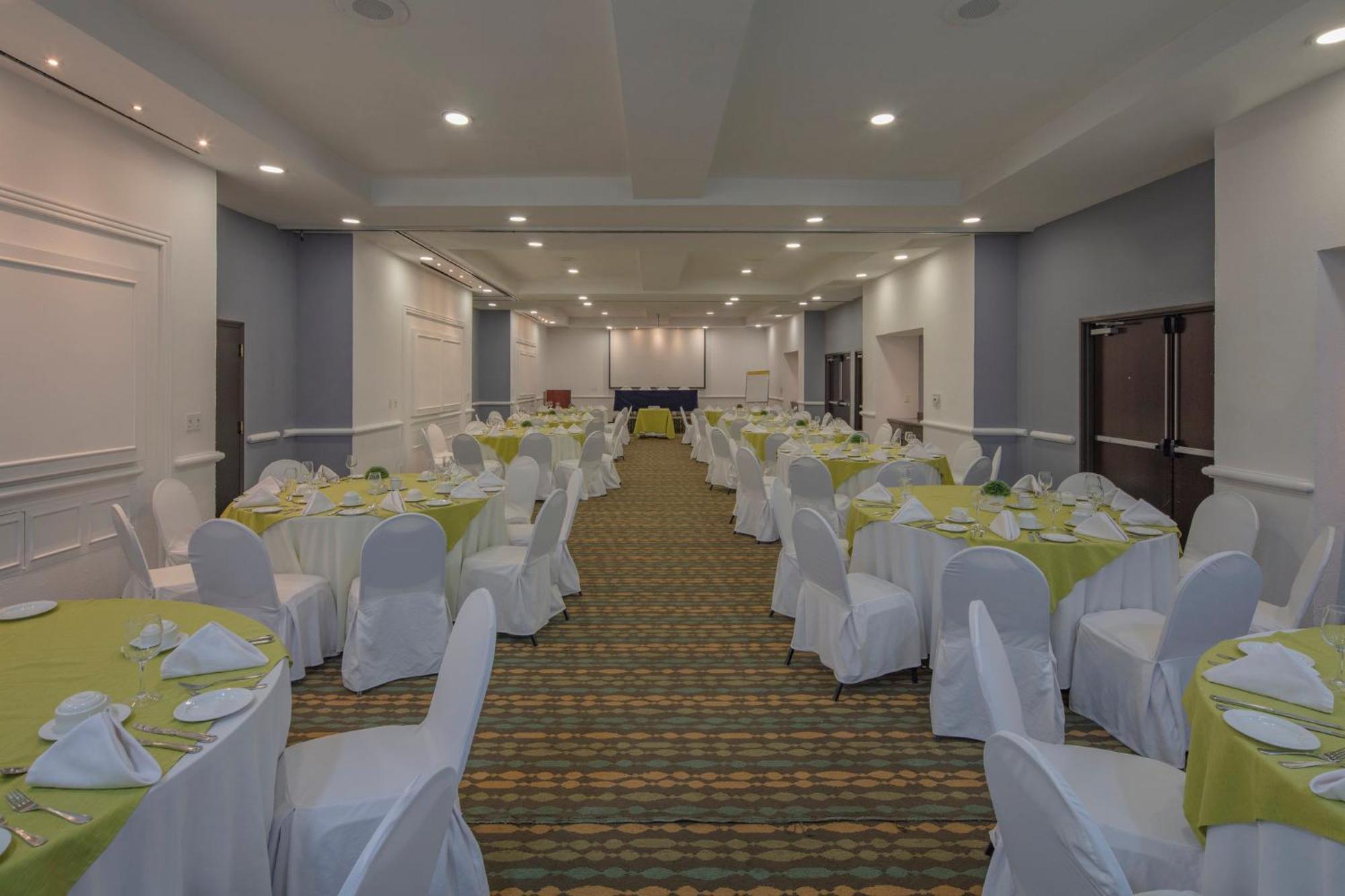 Holiday Inn Puebla La Noria By Ihg Экстерьер фото