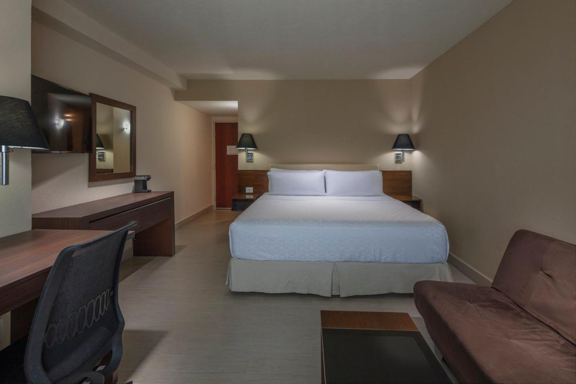 Holiday Inn Puebla La Noria By Ihg Экстерьер фото