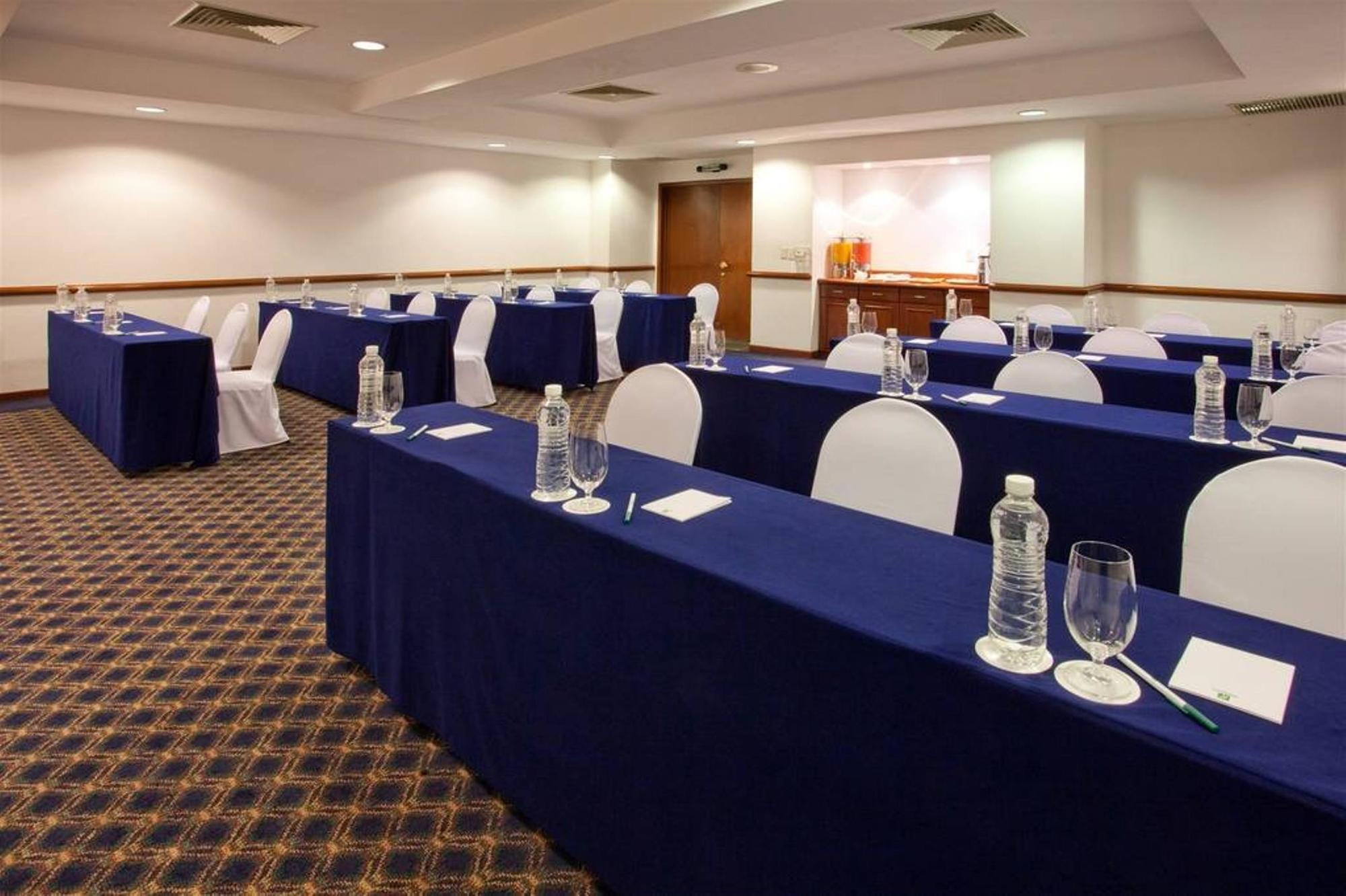 Holiday Inn Puebla La Noria By Ihg Экстерьер фото